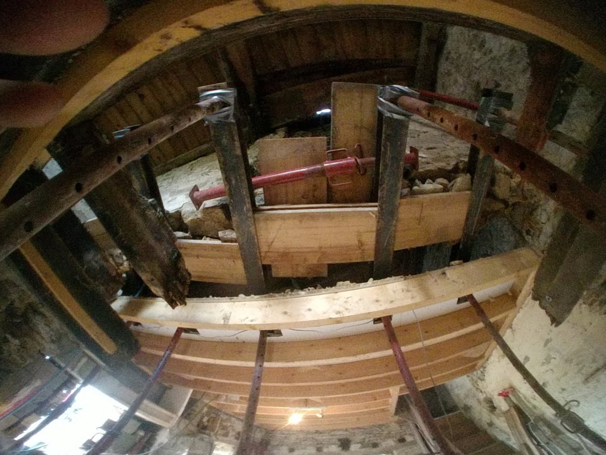 Création d’une ouverture dans un mur porteur en moellons — Les Achard