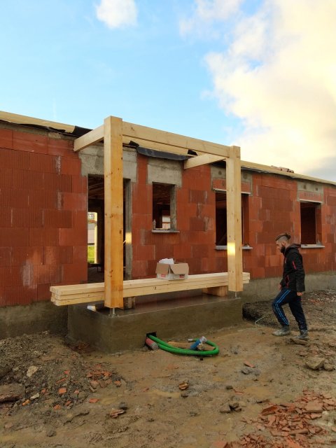 Charpentes bois et carport pour une maison à Saint-Georges-de-Pointindoux